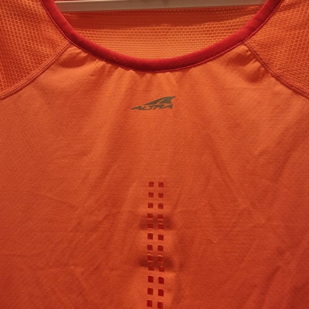 Altra Running Tee - Picture 3 of 7